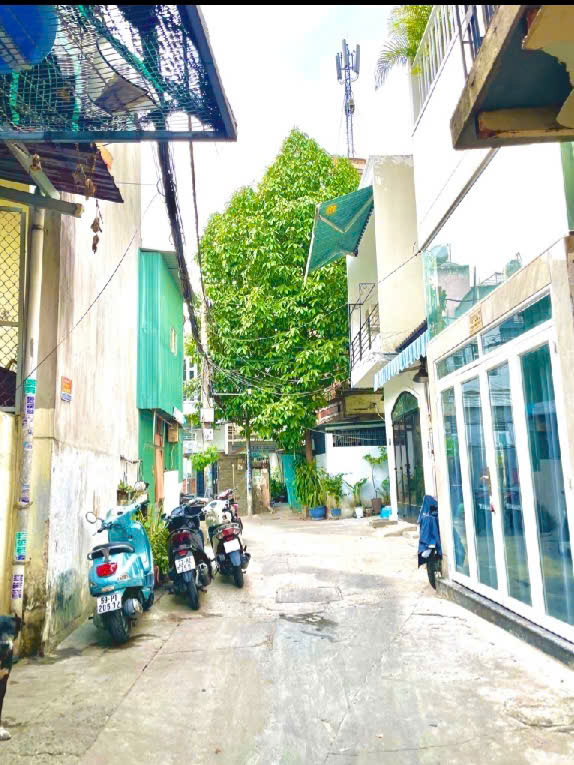 Nhà bán Bình Thạnh, giá đầu tư,  chỉ có 9,7 tỷ  tại P6, đường Hoàng Hoa Thám.
