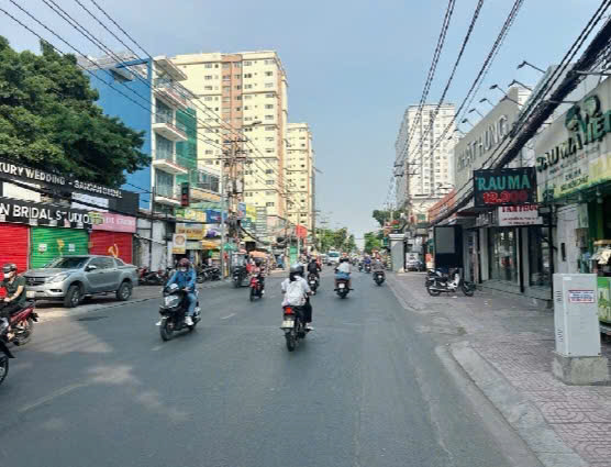 Kẹt tiền bán gấp Nhà Nguyễn Xí, P26, Bình Thạnh, hẻm xe hơi. Giá chỉ 6,6 tỷ