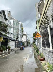 Bán nhà Gò Vấp đường Quang Trung P10. Siêu phẩm. Vị trí siêu đắt địa. Nhà mới xách valy vào ở ngay, giá chỉ 70tr/m2