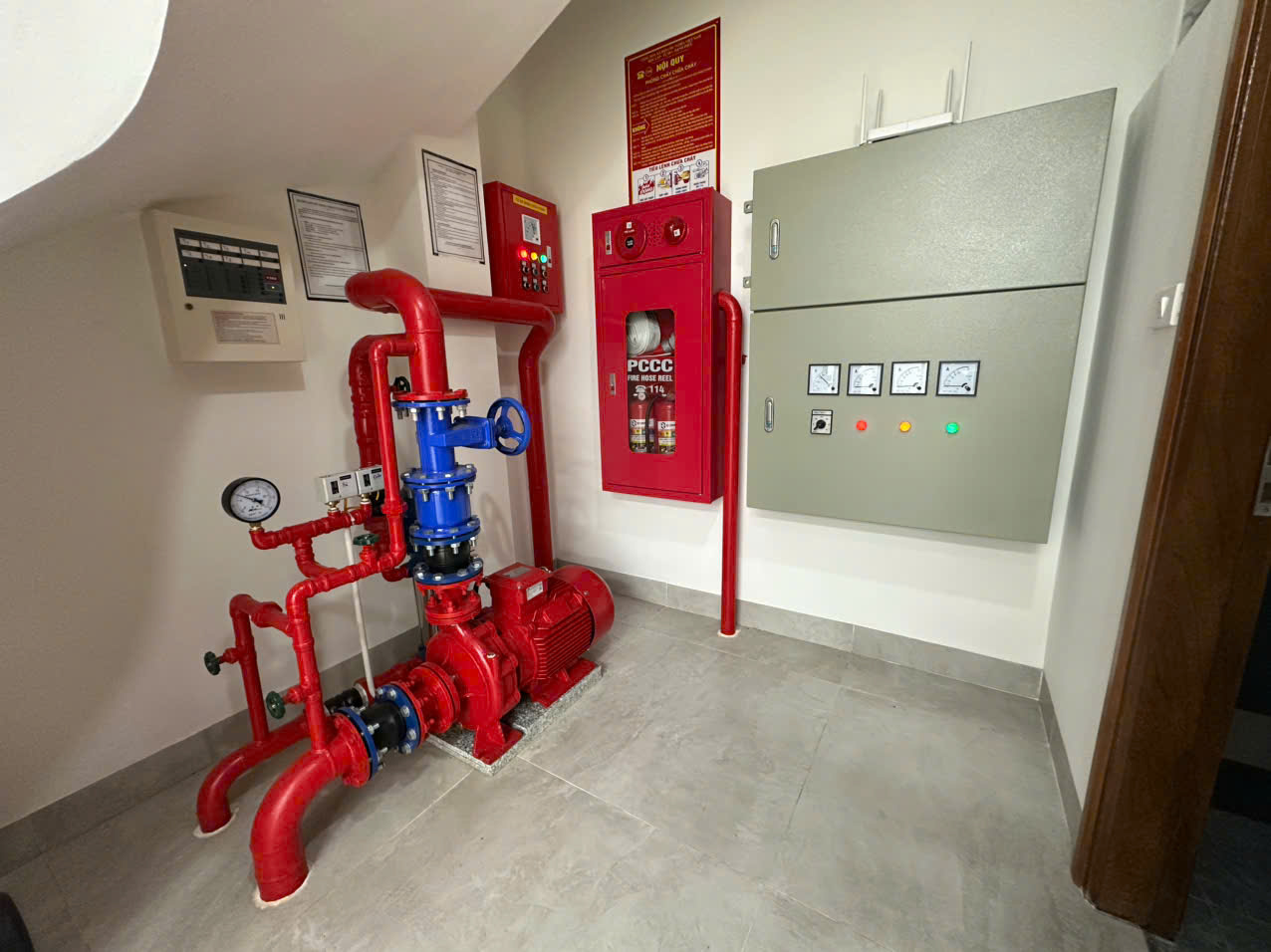CĂN HỘ DỊCH VỤ - DOANH THU 1,2 TỶ- PHỐ HOÀNG CẦU 65M2 - 7 TẦNG - THANG MÁY - 5.5M MẶT TIỀN - 24,6 TỶ 