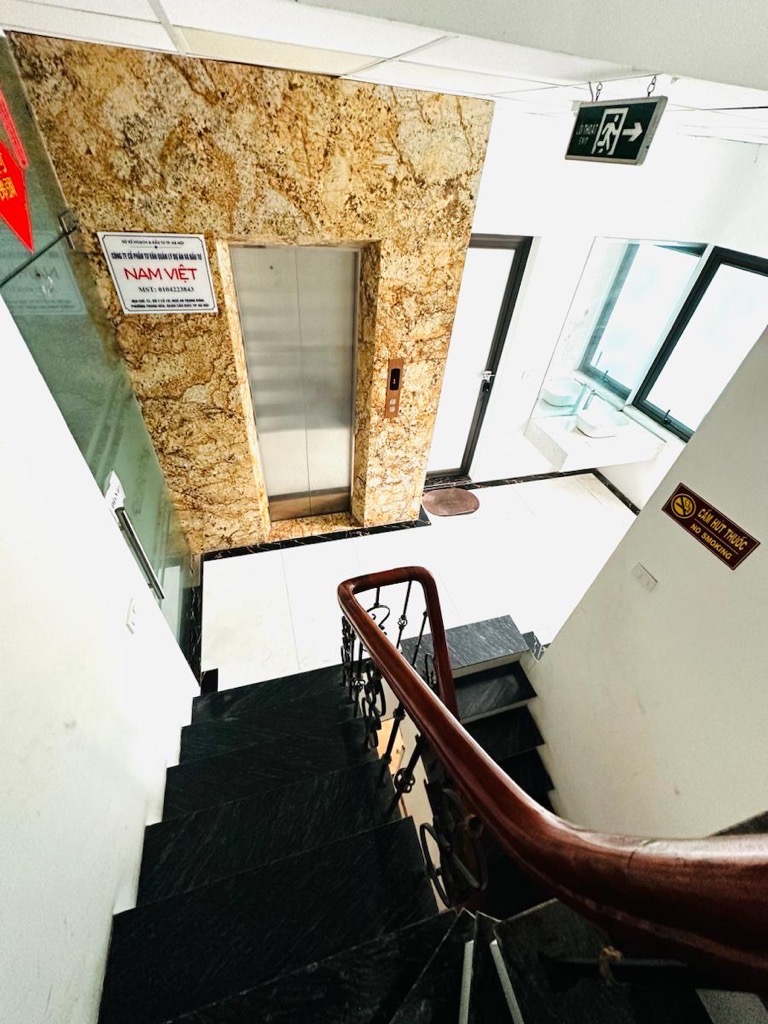 SIÊU PHẨM CỰC HIẾM NHÀ BÁN TÒA BUILDING VĂN PHÒNG TRUNG KÍNH 100M2 THÔNG SÀN - MẶT TIỀN 5.8 - 48 TỶ