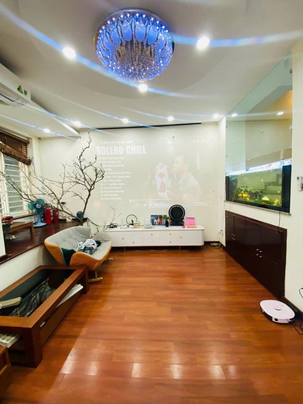 SIÊU PHẨM PHÂN LÔ Ô TÔ VÀO NHÀ PHỐ TRẦN QUANG DIỆU ! 60M2 - 5 TẦNG - MẶT TIỀN 6M - 23.5 TỶ - HIẾM!!
