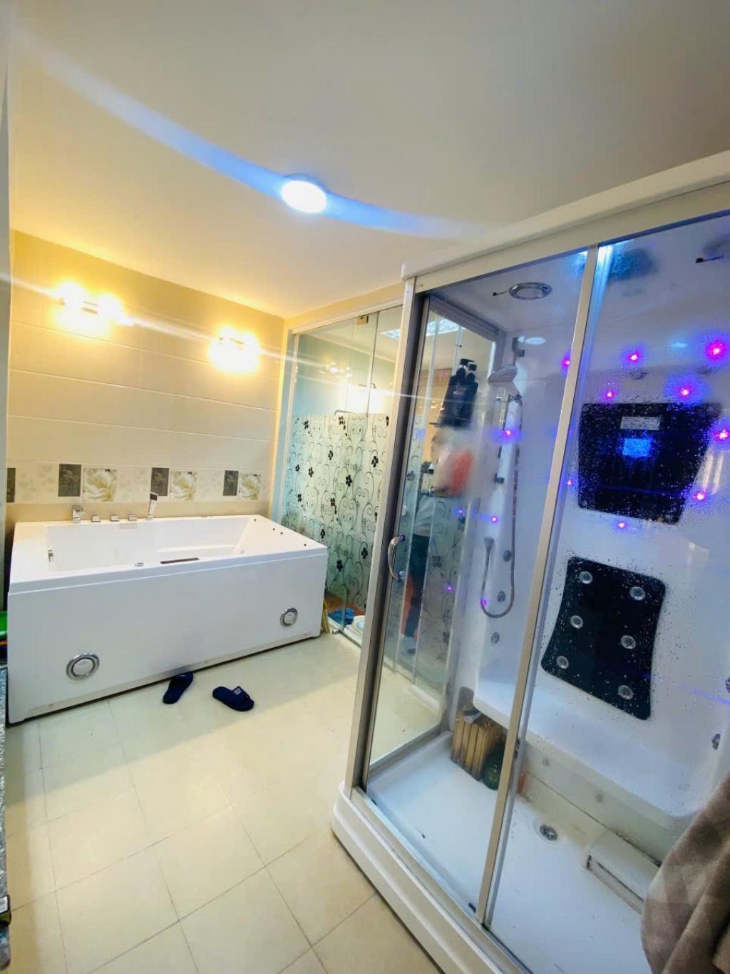 SIÊU PHẨM PHÂN LÔ Ô TÔ VÀO NHÀ PHỐ TRẦN QUANG DIỆU ! 60M2 - 5 TẦNG - MẶT TIỀN 6M - 23.5 TỶ - HIẾM!!