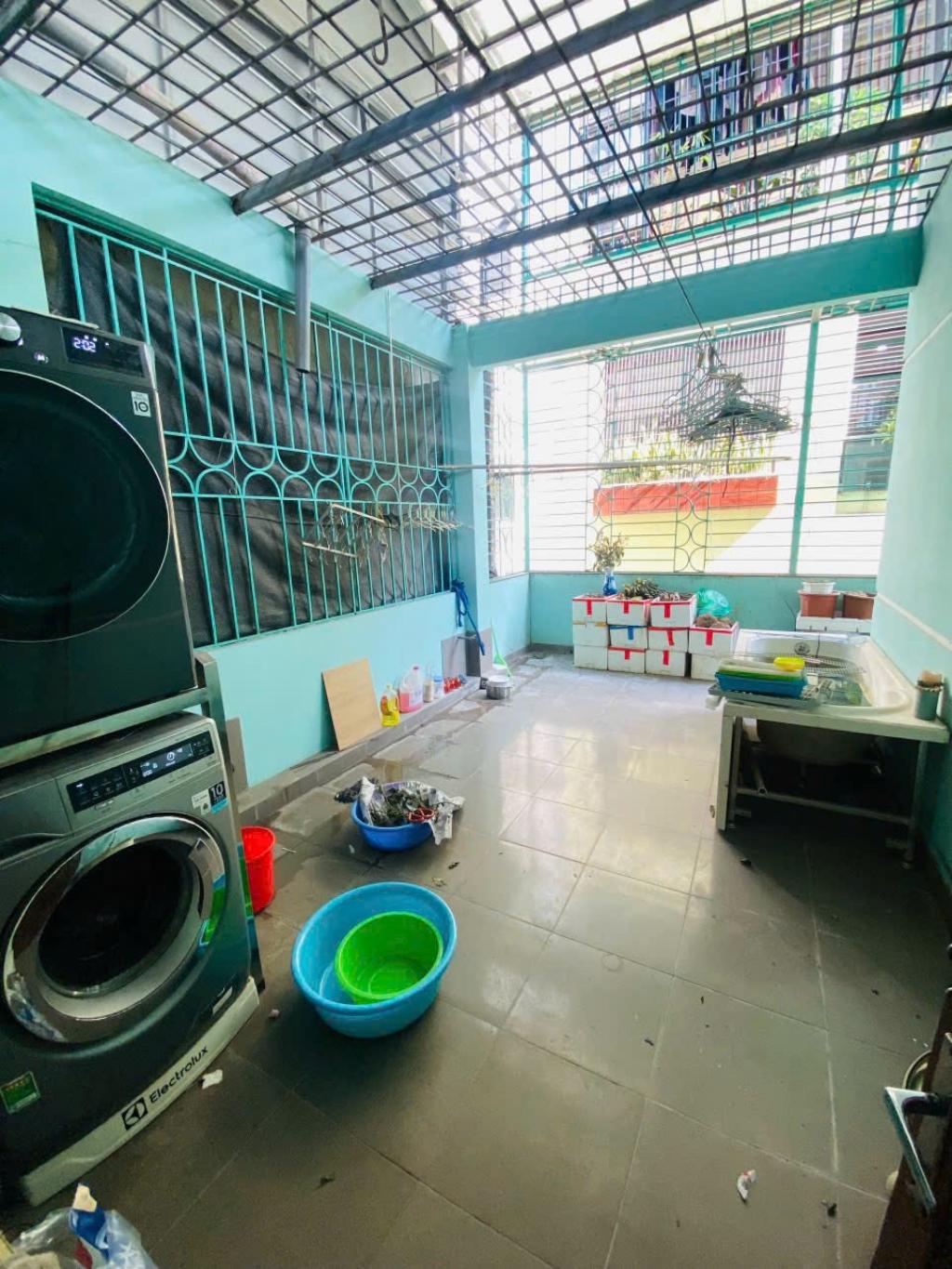 SIÊU PHẨM PHÂN LÔ Ô TÔ VÀO NHÀ PHỐ TRẦN QUANG DIỆU ! 60M2 - 5 TẦNG - MẶT TIỀN 6M - 23.5 TỶ - HIẾM!!