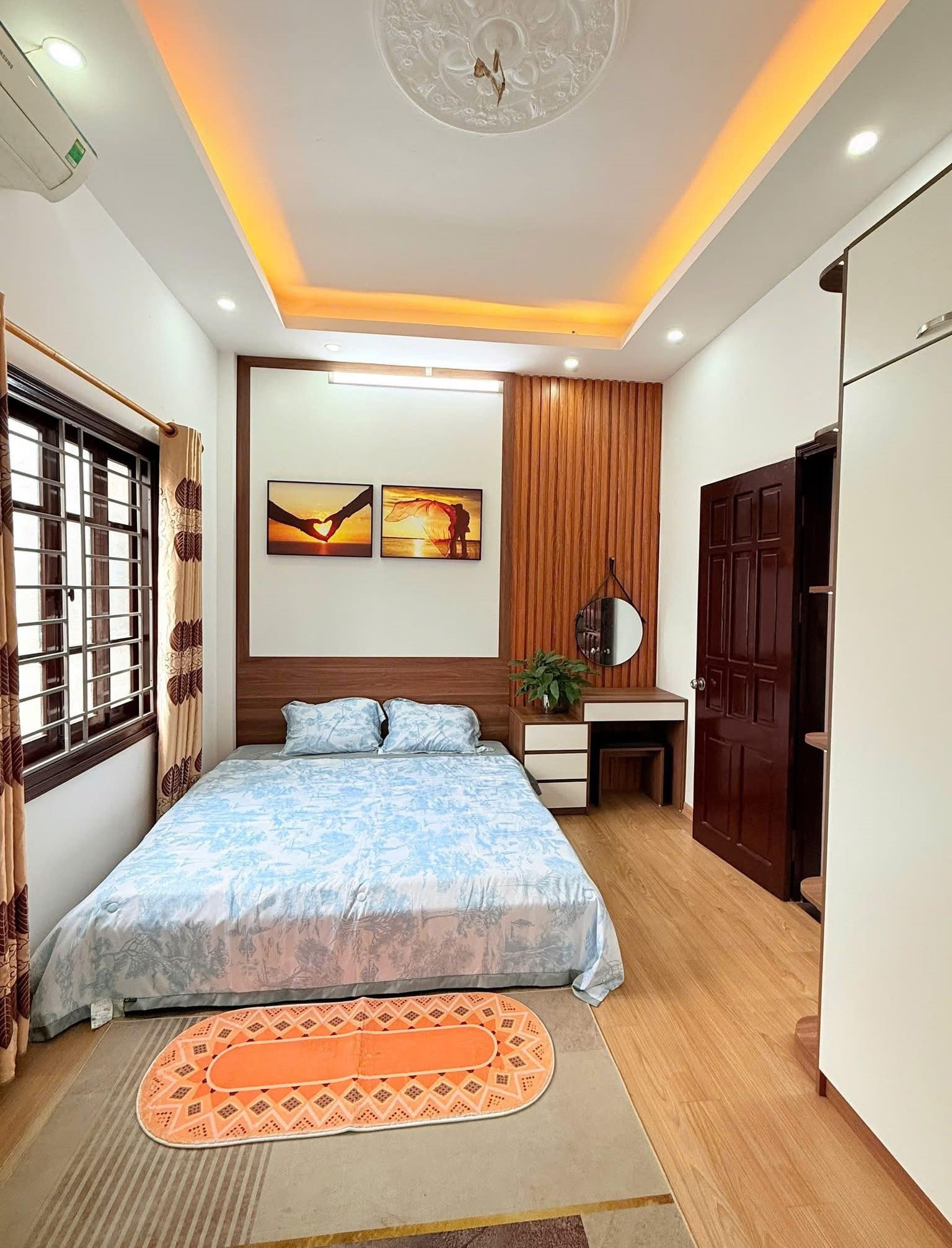 CỰC HIẾM!! BÁN NHANH NHÀ NGỌC THỤY 35M2 - 5 TẦNG NHÀ MỚI - MẶT TIỀN 4M - 5.69 TỶ - GẦN PHỐ - SỔ ĐẸP