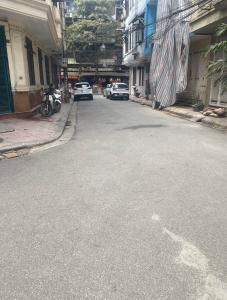 BÁN NHÀ 173 HOÀNG HOA THÁM - 36M² - 4 tầng Ô TÔ ĐỖ CỬA - 3 BƯỚC RA PHỐ - KINH DOANH - 10,5 TỶ