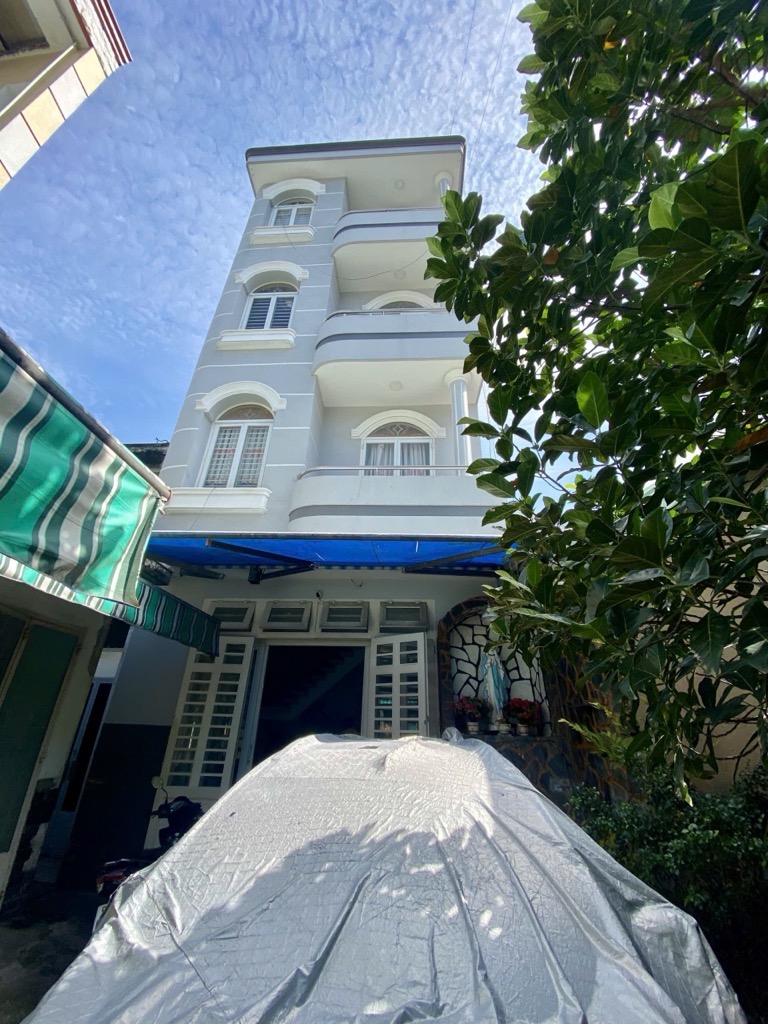 Bán nhà mặt tiền đường Số 7, Phường 3, Quận Gò Vấp.