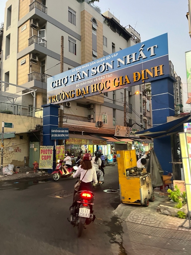 Bán nhà riêng tại Nguyễn Kiệm, 7,4 tỷ, 37,6m2, 1PN, 1WC, 2 tầng, hướng Tây, bao đẹp!