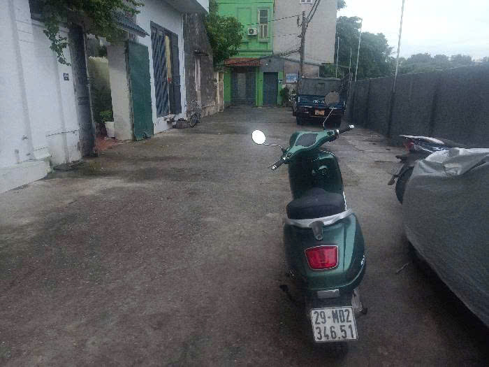 BÁN NHÀ TẬP THỂ  THUỘC KHU TT Ô TÔ SỐ 8, GIÁ 2.9 TỶ