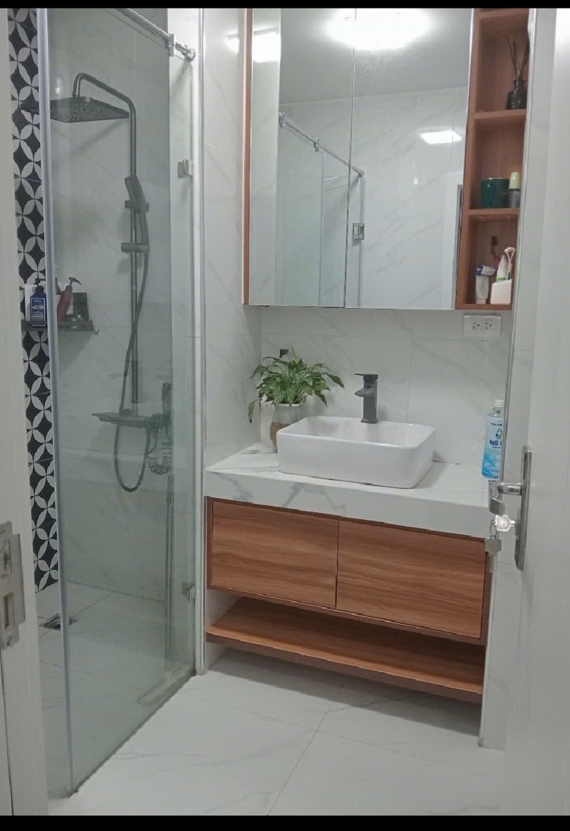 Bán căn hộ chung cư Cienco 1 Hoàng Đạo Thúy, thoáng sáng, 110m2, 8 tỷ