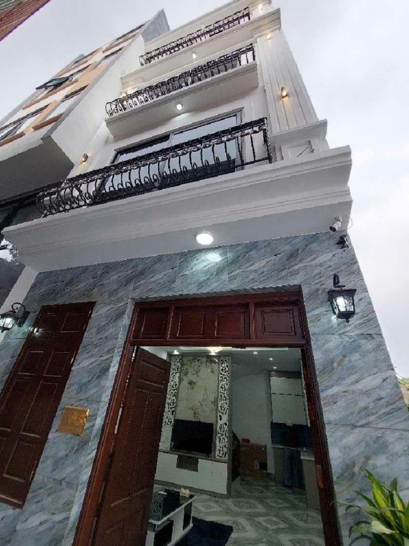 Bán nhà Tương Chúc, Ngũ Hiệp, Thanh Trì, thoáng sáng, 40m2, 4.85 tỷ