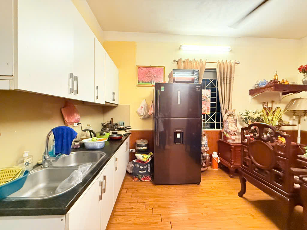 Bán căn hộ chung cư Ao Bát, Giải Phóng, Giáp Bát, Hoàng Mai, Siêu rẻ, 63m2, 3.7 tỷ