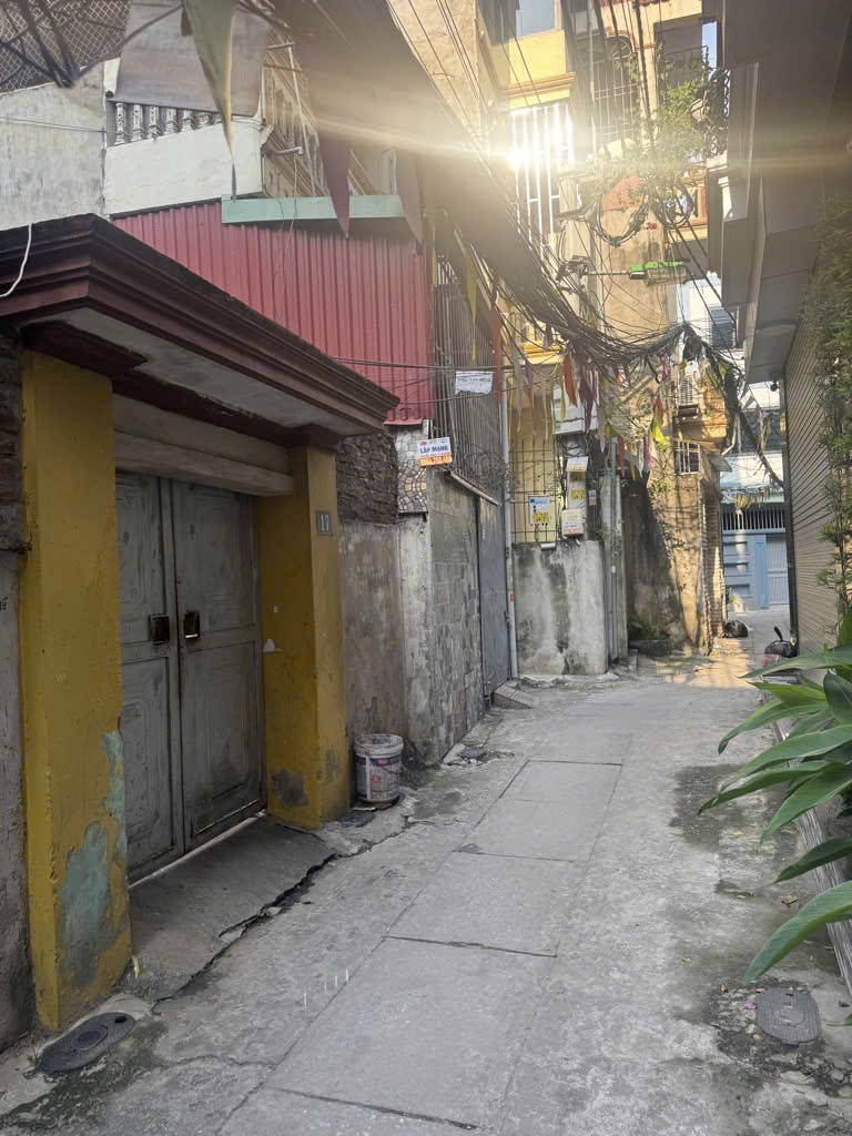 - Bán nhà Xóm Chùa, Tứ Hiệp, Thanh Trì, siêu đẹp, 161m2, 17 tỷ