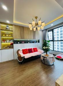 Bán căn hộ chung cư EcoLakeView 32 Đại Từ, Siêu đẹp, Ở ngay, 75.5m2, 6.5 tỷ