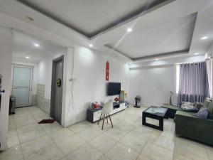 Bán căn hộ chung cư Lilama Lĩnh Nam, Hoàng Mai, Siêu rẻ, 114m2, 3.9 tỷ