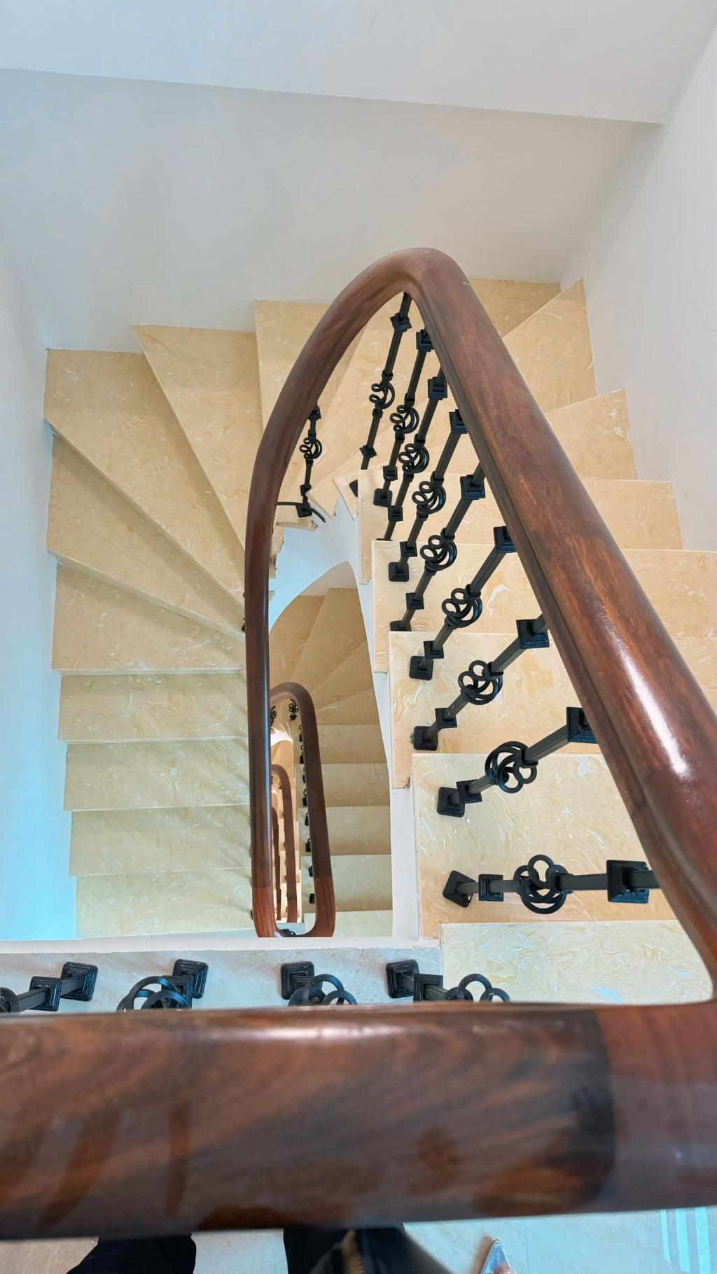 BÁN NHÀ PHỐ VŨ TRỌNG PHỤNG, THANH XUÂN, SỔ ĐỎ, VỊ TRÍ VÀNG 62M2 X 4 TẦNG CHỈ 11 TỶ