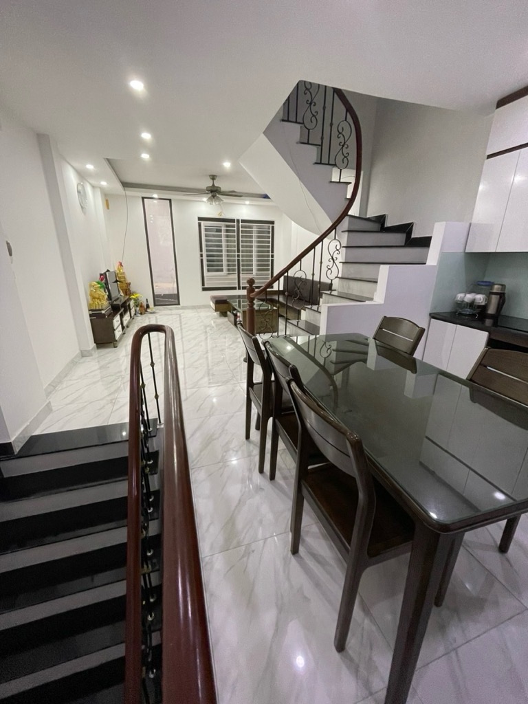 BÁN NHÀ PHỐ VŨ TRỌNG PHỤNG, THANH XUÂN, SỔ ĐỎ, VỊ TRÍ VÀNG 62M2 X 4 TẦNG CHỈ 11 TỶ