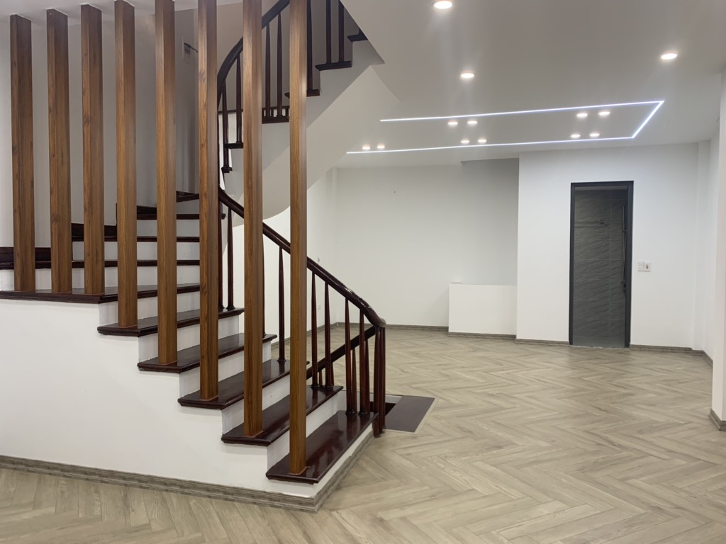 BÁN NHÀ PHỐ VŨ TRỌNG PHỤNG, THANH XUÂN, SỔ ĐỎ, VỊ TRÍ VÀNG 62M2 X 4 TẦNG CHỈ 11 TỶ