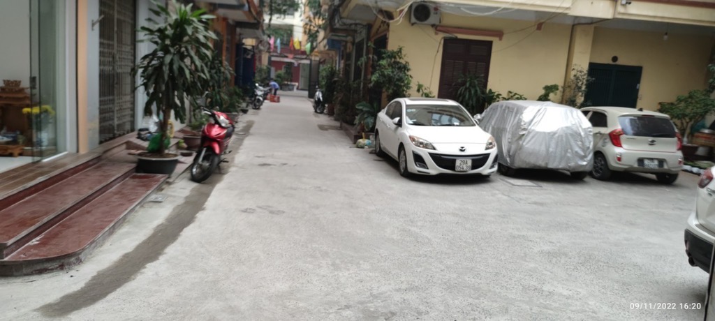 Bán Nhà -Trần Bình-7Tầng Thang Máy-Ô Tô Ngủ Nhà-Giá 14Tỷ