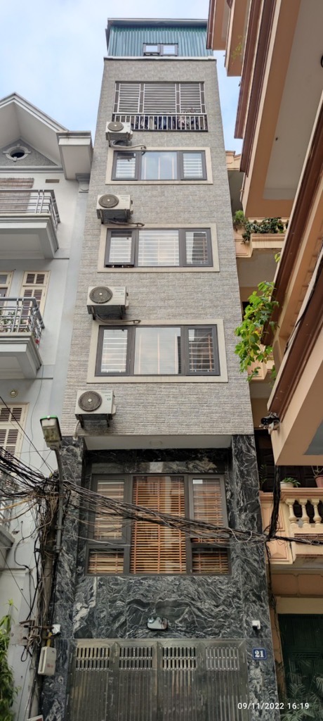 Bán Nhà -Trần Bình-7Tầng Thang Máy-Ô Tô Ngủ Nhà-Giá 14Tỷ