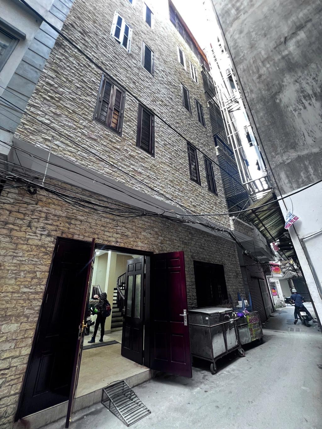 Bán nhà - Mỹ Đình - 5 Tầng - Mt 7m - ngõ nông rộng - Giá 11 Tỷ