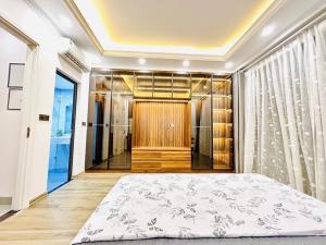 MỸ ĐÌNH-Ô TÔ ĐỖ CỬA-NGÕ THÔNG KINH DOANH-45M2-5TẦNG-NHỈNH 14TỶ