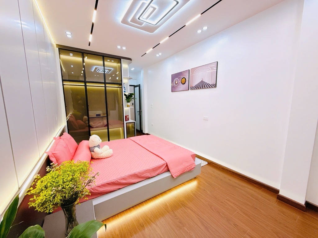 LẠC LONG QUÂN-GẦN HỒ TÂY-NGÕ RỌNG THOÁNG-25M²-4,8 TỶ