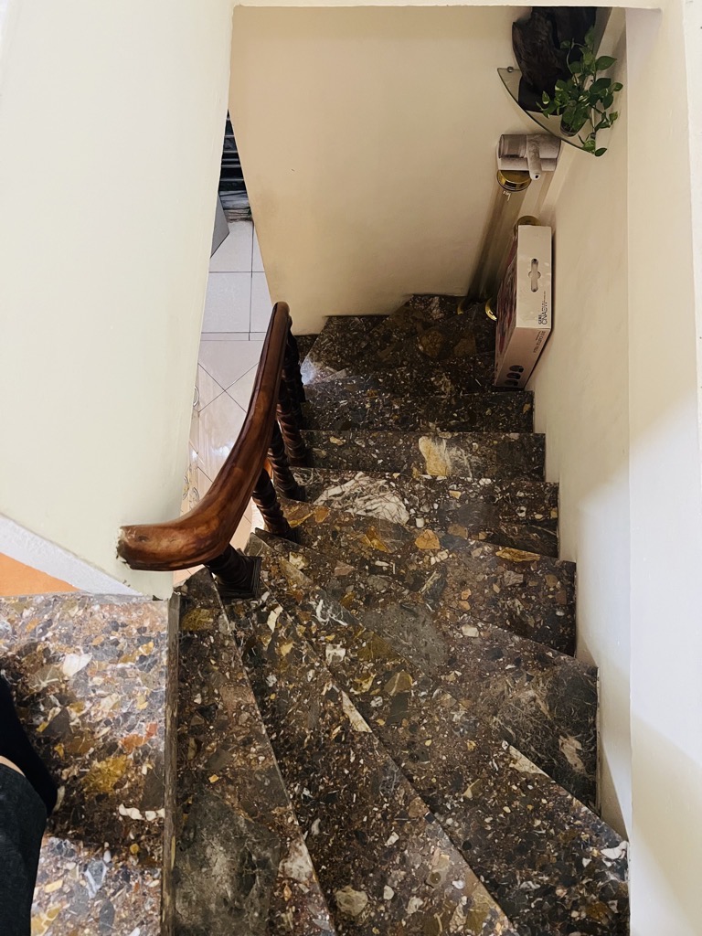 THỤY KHUÊ-NHÀ DÂN XÂY-NGÕ NÔNG GẦN HỒ TÂY-18M²-4,3 TỶ