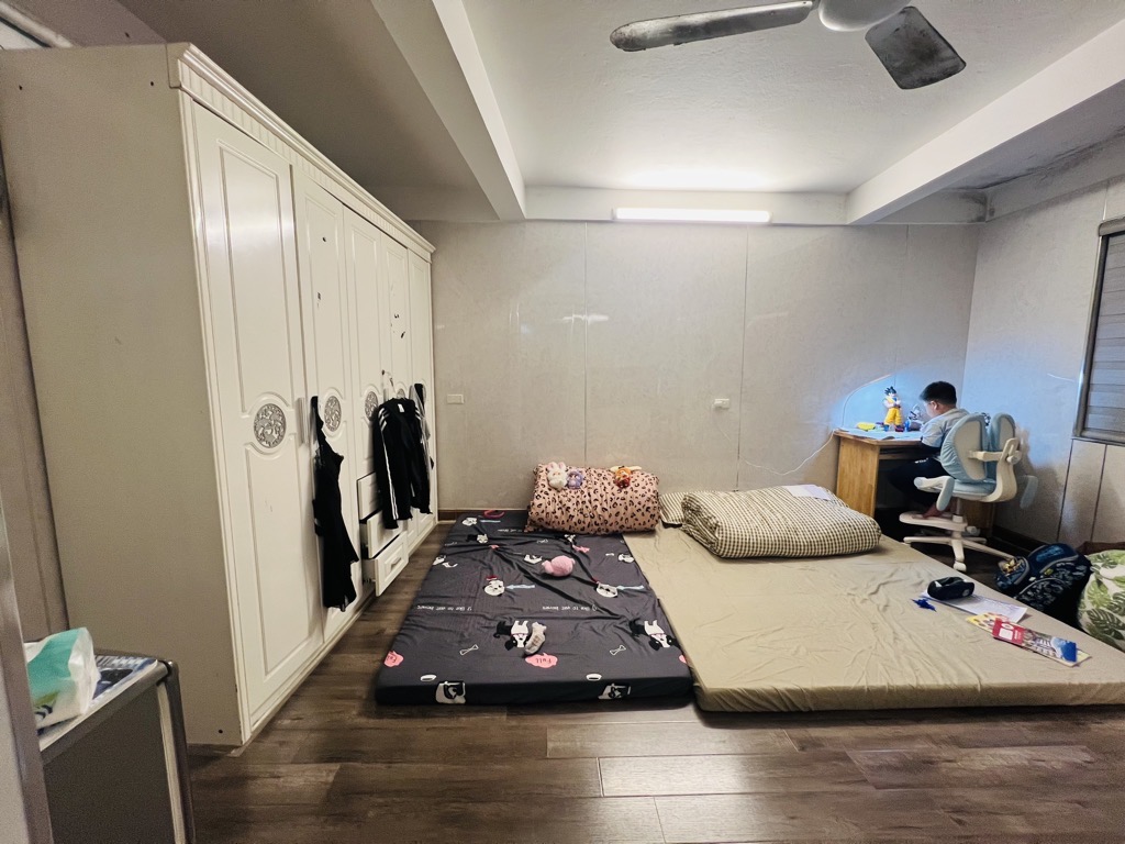 THỤY KHUÊ-NHÀ DÂN XÂY-NGÕ NÔNG GẦN HỒ TÂY-18M²-4,3 TỶ