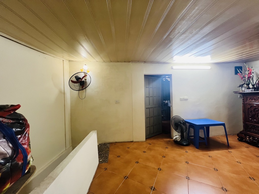 THỤY KHUÊ-NHÀ DÂN XÂY-NGÕ NÔNG GẦN HỒ TÂY-18M²-4,3 TỶ