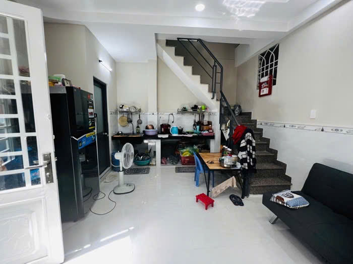 Nhỏ nhưng có võ , Nhà còn mới Bùi Đình Túy , nhà 2 mặt thoáng , hẻm 3 gác thông , giá chỉ nhỉnh 3 tỷ