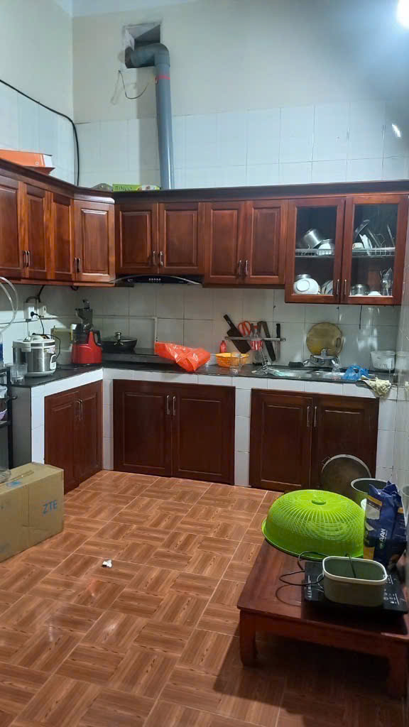 NHÀ Ở LA PHÙ 30m2, DÂN CƯ YÊN BÌNH, OTÔ ĐẬU GẦN NHÀ