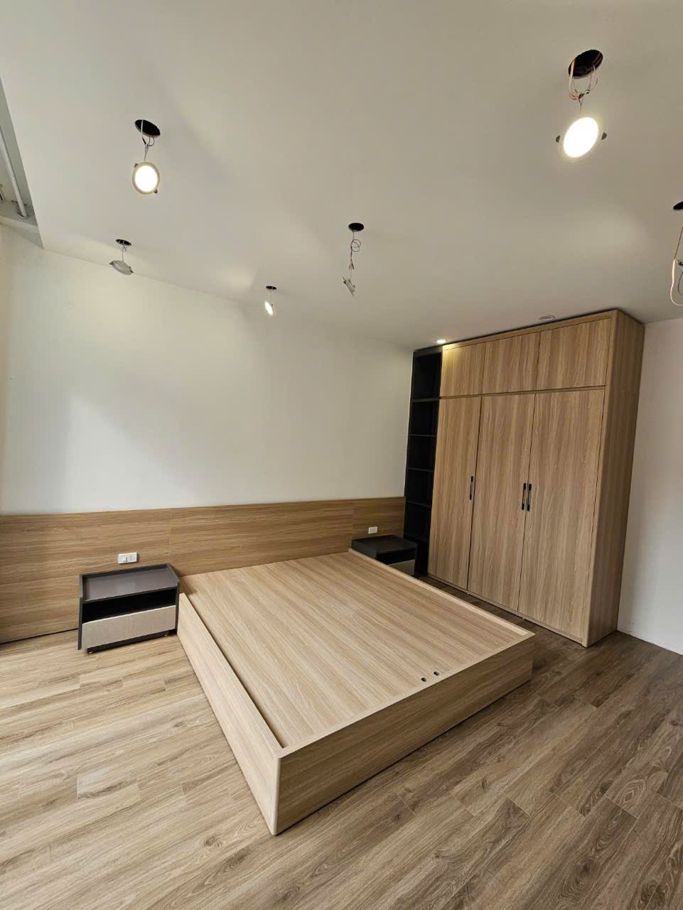 Bán gấp nhà 3PN, 4WC, 33m2 tại Việt Hưng , 5.6 tỷ, Long Biên, Hà Nội