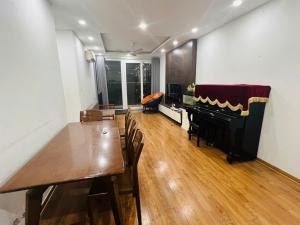 cần cho thuêu căn hộ gemek2 diên tích 66m full đồ giá8,5 triệu