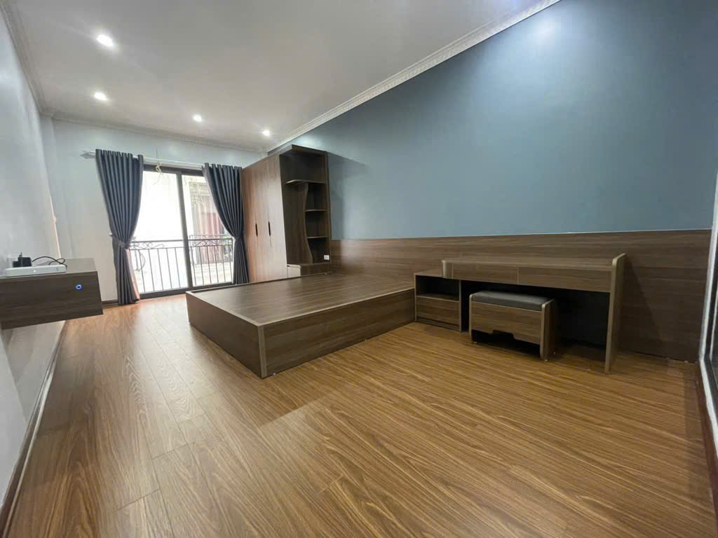 SIÊU PHẨM NHÀ 6 TẦNG - THANG MÁY CAO CẤP -  CẠNH AEON MALL