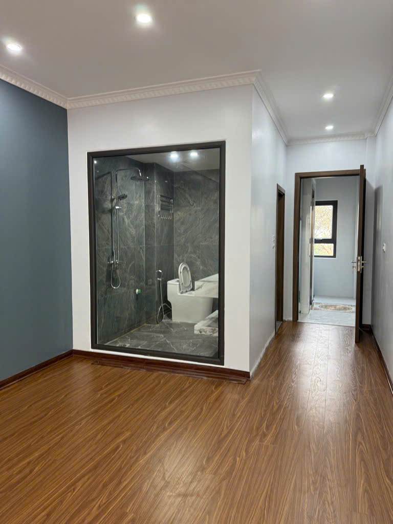 SIÊU PHẨM NHÀ 6 TẦNG - THANG MÁY CAO CẤP -  CẠNH AEON MALL