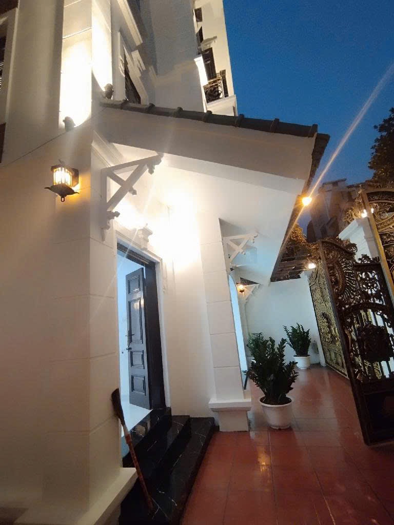 Biệt thự 115m2, đủ công năng, nhỉnh 33 tỷ