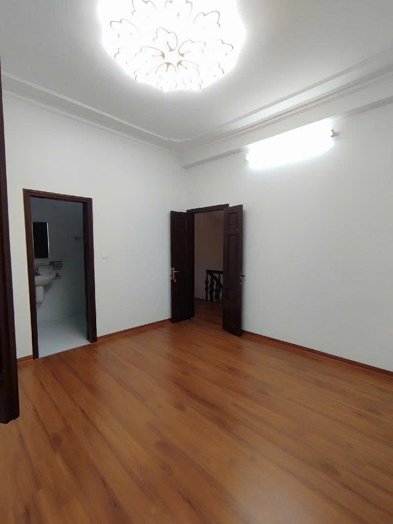 Biệt thự 115m2, đủ công năng, nhỉnh 33 tỷ
