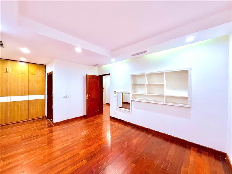 Biệt thự nhà vườn Quan Nhân Thanh Xuân, 141m2, 70 tỷ
