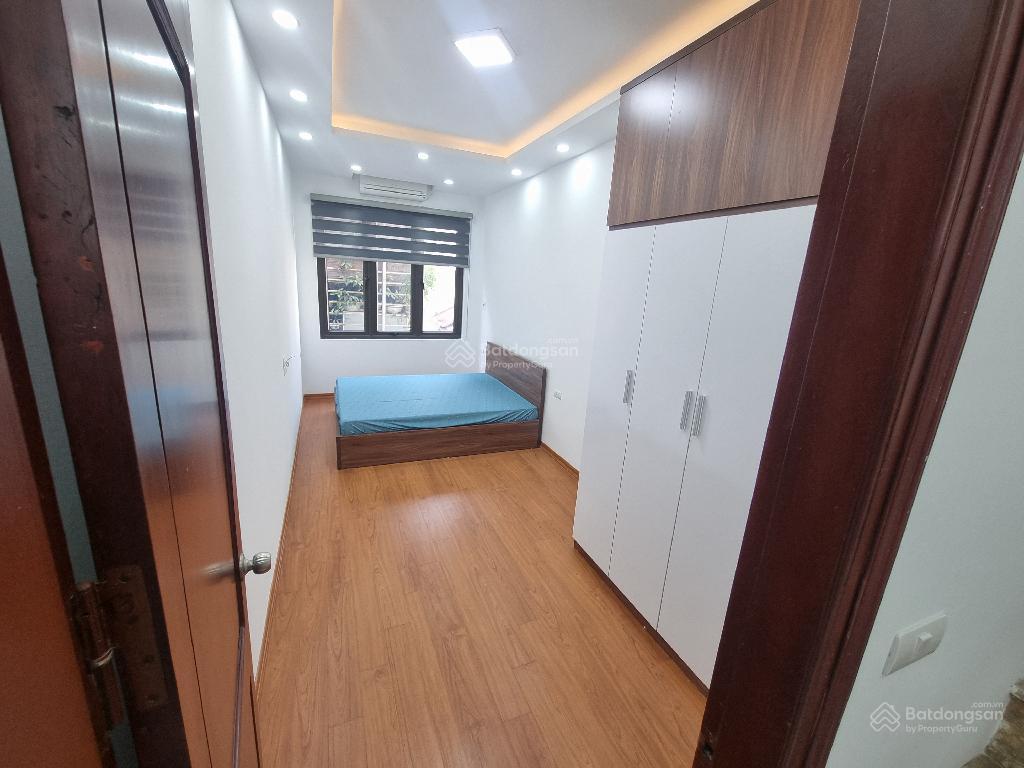 Bán nhà phố Bạch Mai, quận Hai Bà Trưng, mặt ngõ to, kinh doanh, 5x tỷ