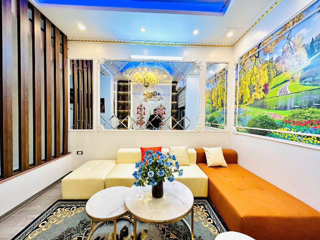 Bán nhà phố Kim Ngưu , trung tâm quận Hai Bà Trưng, ngõ ô tô , kinh doanh, nhà đẹp , ở ngay 43m, 11.68 tỷ