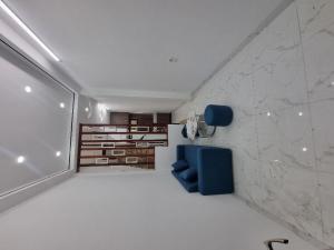 Bán nhà 5.65 tỷ quận Hai Bà Trưng ,28m, 4 tầng , 10m ra mặt phố, kinh doanh nhỏ, nhà mới đẹp