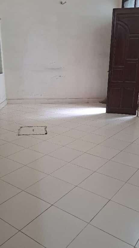 Cần tiền bán gấp mảnh đất đẹp ngõ 142 Ngọc Thuỵ, Long Biên
