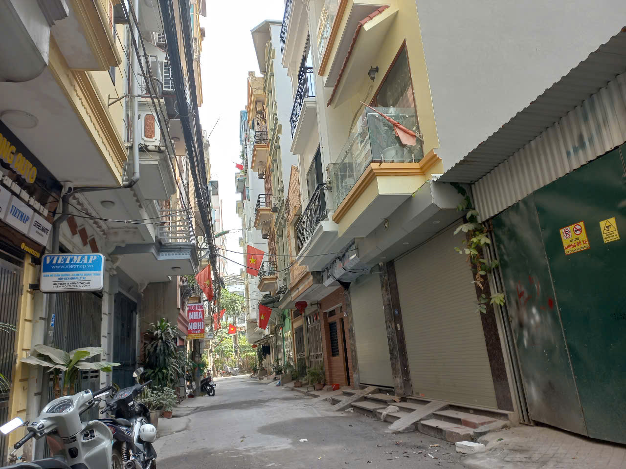 NHÀ ĐẸP Ở NGAY - CỔ NHUẾ - 38m2