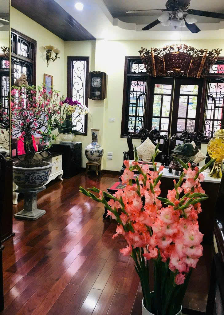 BÁN NHÀ CẦU GIẤY - SIÊU HIẾM - LÔ GÓC 3 MẶT THOÁNG