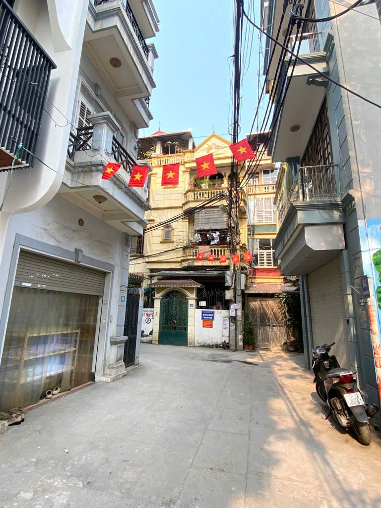 SIÊU PHẨM PHẠM VĂN ĐỒNG - LÔ GÓC - 2 OTO TRÁNH XUNG QUANH