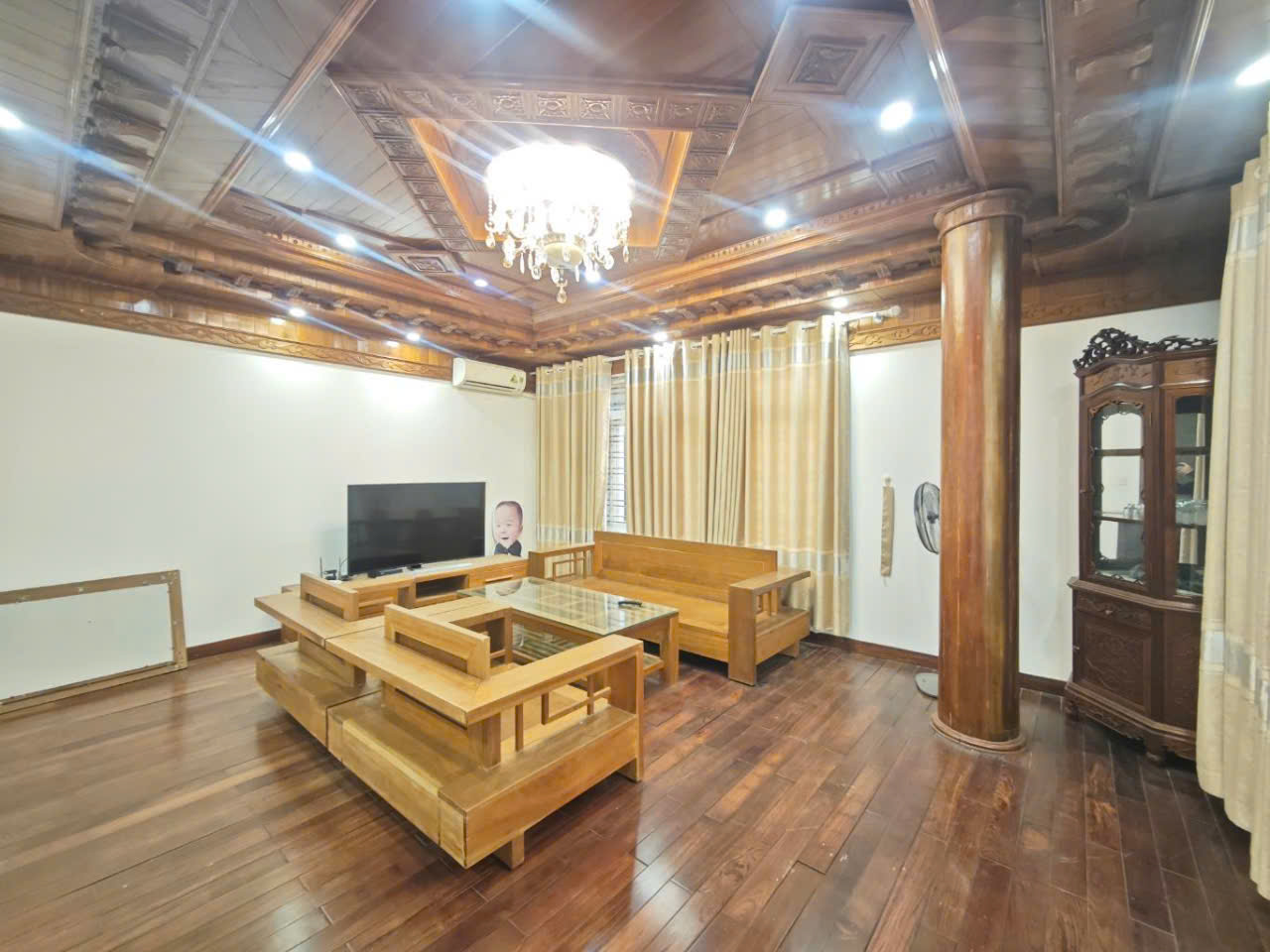 TRẦN VĨ - LÔ GÓC 2 MẶT TIỀN - Ô TÔ ĐỖ CỬA - KINH DOANH ĐỈNH - 20M RA PHỐ