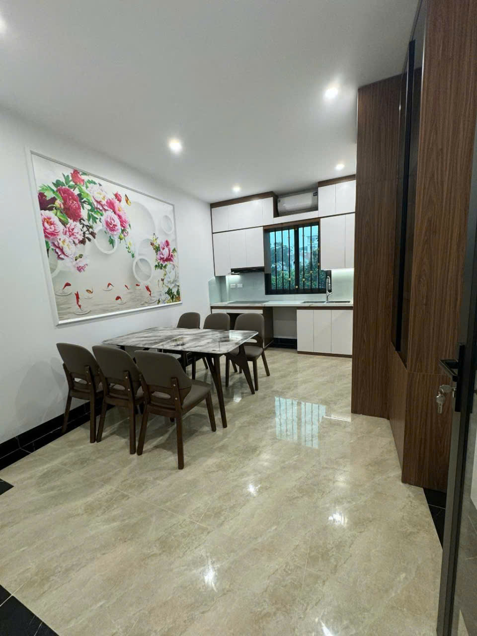 CỔ NHUẾ - 5M MẶT TIỀN - 6TANG - THANG MÁY MỚI TINH