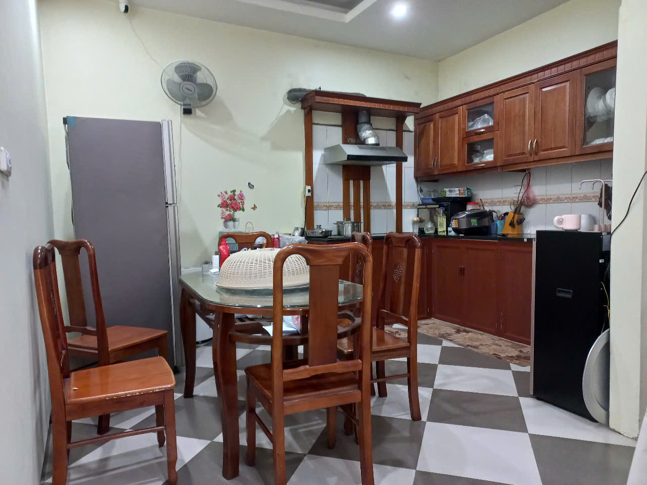 NÓNG - NHÀ ĐỨC DIỄN - GẦN PHỐ - LÔ GÓC