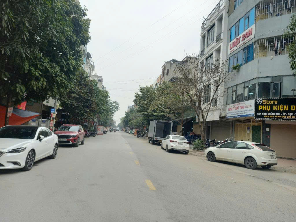 PHÚ DIỄN - PHÂN LÔ - OTO  CHẠY VÒNG QUANH - GARA OTO